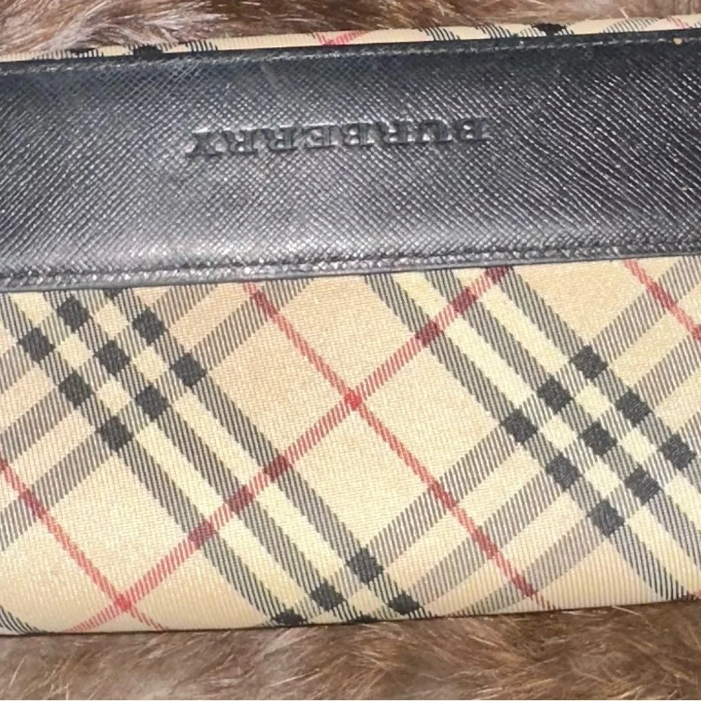 Burberry Beige and Black Plaid Clutch - Picture 2 of 9